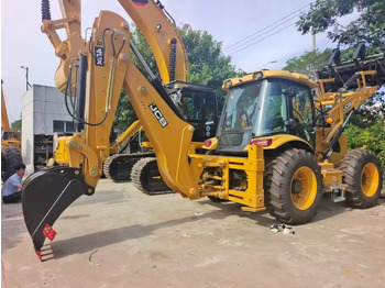 Екскаватор-навантажувач JCB 4CX