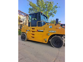 Коток пневмоколісний XCMG