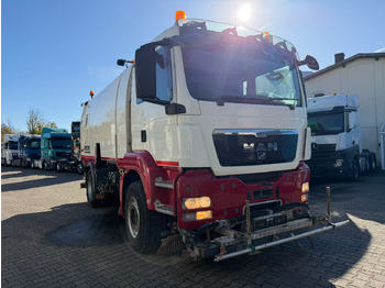 Підмітально-прибиральна машина MAN TGS 18.440