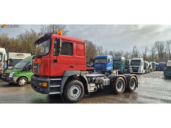 Тягач MAN 26.464