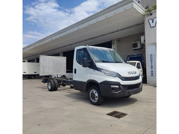 Комерційний автомобіль IVECO Daily 35c14