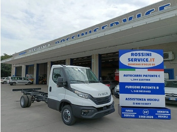 Комерційний автомобіль IVECO Daily 35c18