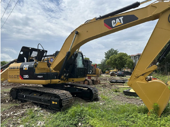 Гусеничний екскаватор CATERPILLAR 320D2