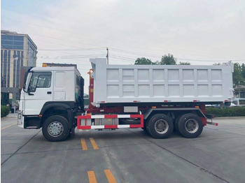 Самоскид вантажівка SINOTRUK HOWO