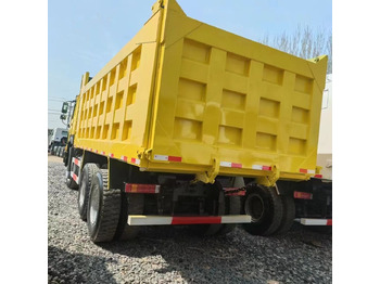 Самоскид вантажівка SINOTRUK HOWO