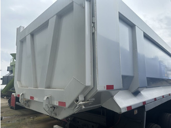 Самоскид вантажівка SINOTRUK HOWO