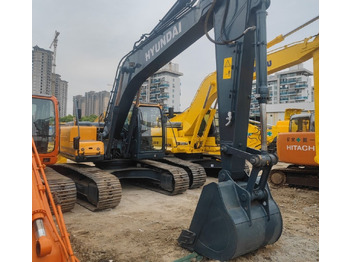 Гусеничний екскаватор Hyundai R225-9T: фото 3