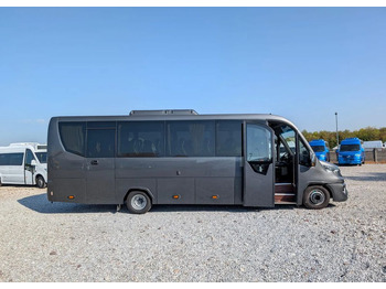 Новий Мікроавтобус, Пасажирський фургон Iveco Daily 70C21: фото 3