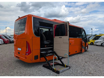 Мікроавтобус IVECO Daily