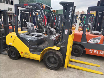 Дизельний навантажувач KOMATSU