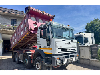 RIBALTATILE IVECO EuroTrakker 440 - 8X4 в лізинг RIBALTATILE IVECO EuroTrakker 440 - 8X4: фото 1