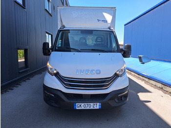 Фургон з закритим кузовом IVECO Daily 35c16