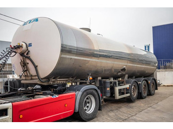 Напівпричіп цистерна ETA