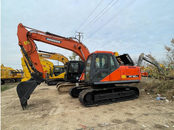 Гусеничний екскаватор DOOSAN DX150