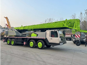Автокран ZOOMLION ZTC700V