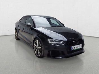 Седан AUDI