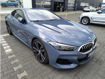 Легковий автомобіль BMW