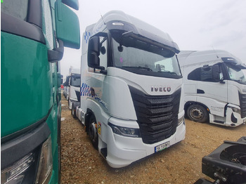 Тягач IVECO