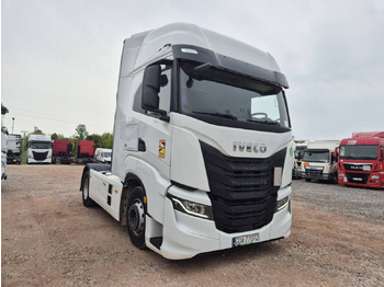Тягач IVECO