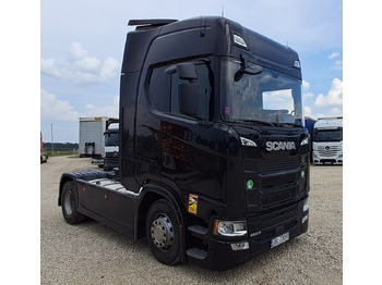 Тягач SCANIA S