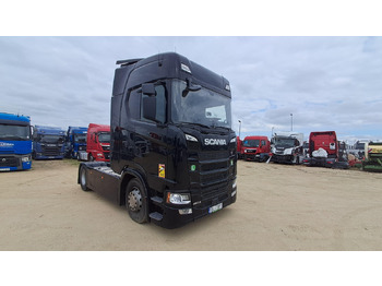 Тягач SCANIA S