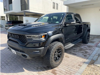 Пікап DODGE