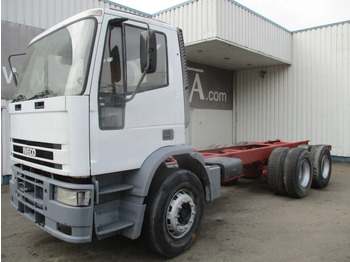 Вантажівка шасі IVECO EuroTrakker