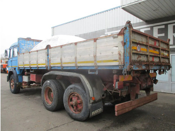 Самоскид вантажівка Iveco Turbostar 190-30 , Manual , V8 , 3 way tipper , Spring suspension , 6x2: фото 5