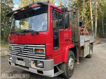 Вантажівка з маніпулятором VOLVO FL