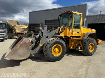 Колісний навантажувач VOLVO L70E