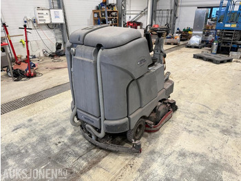 Будівельне обладнання 2008 Nilfisk BR1100S Koste og feiemaskin: фото 4