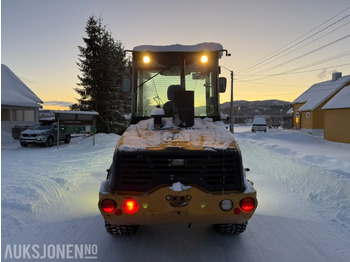 Колісний навантажувач 2012 Cat 907H2 - Planeringsskuffe - Pallegaffler - 3646T: фото 5