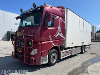 Вантажівка з закритим кузовом MERCEDES-BENZ Actros