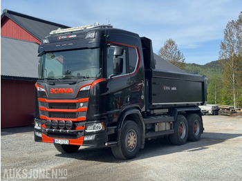 Самоскид вантажівка SCANIA R 730