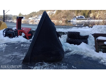 Будівельне обладнання Gjerstad 4000 Liter Hjullasterskuffe Store BM  245cm bredde: фото 4