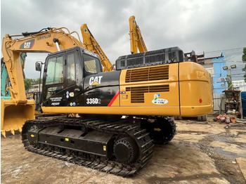 Гусеничний екскаватор CATERPILLAR 336D2