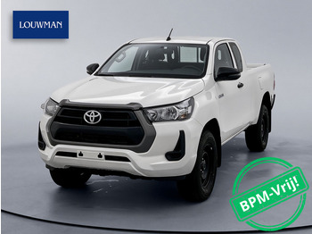 Пікап TOYOTA Hilux