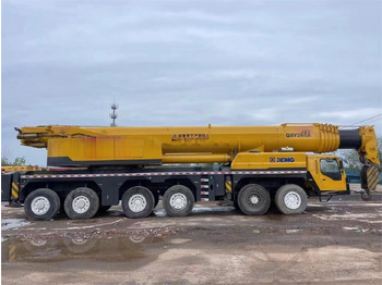 Автокран XCMG QAY260A