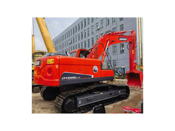 Гусеничний екскаватор DOOSAN DX225