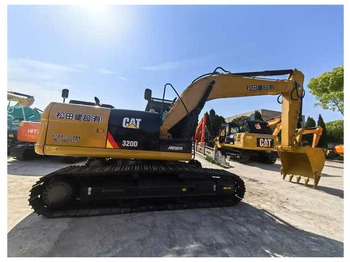 Гусеничний екскаватор CATERPILLAR 320D