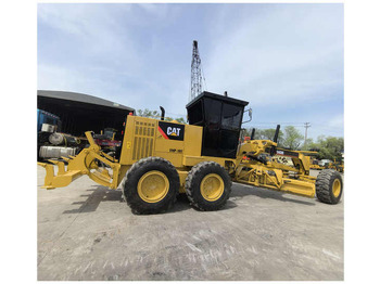 Грейдер CATERPILLAR 140H