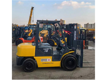 Дизельний навантажувач KOMATSU