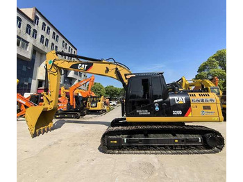 Гусеничний екскаватор CATERPILLAR 320D