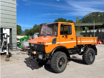 Самоскид вантажівка UNIMOG U1200
