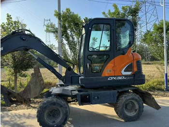Колісний екскаватор DOOSAN DX60W