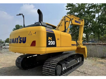 Гусеничний екскаватор KOMATSU PC200-8