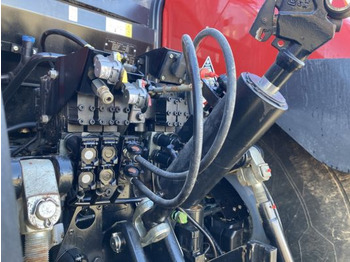 Трактор Case IH OPTUM 300 CVX: фото 4 Трактор Case IH OPTUM 300 CVX: фото 4