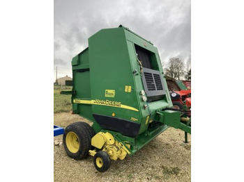 Прес-підбирач рулонний JOHN DEERE