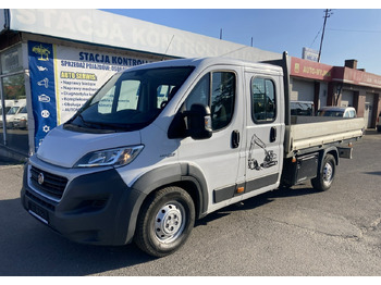 Легка бортова вантажівка FIAT Ducato 2.3