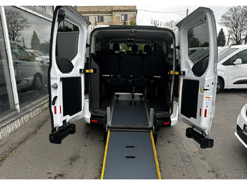 Пасажирський фургон FORD Transit